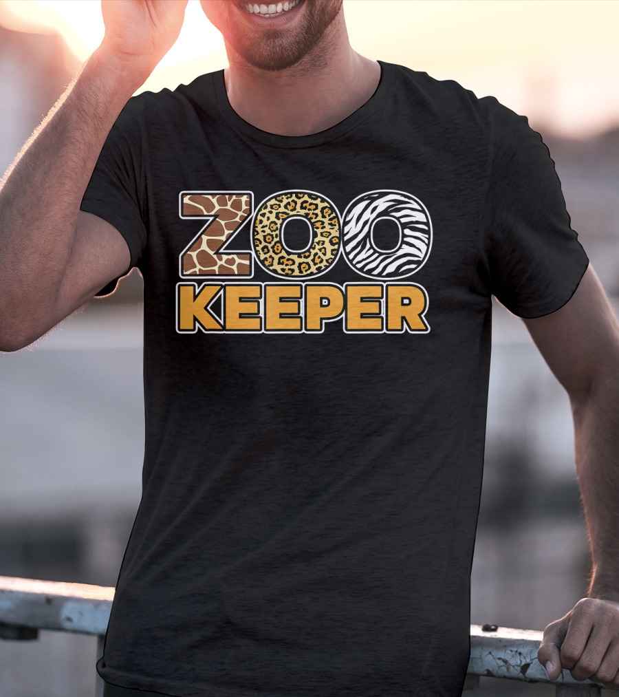 Zookeeper African Savanna Zoo Leopard Zebra Giraffe T-Shirt