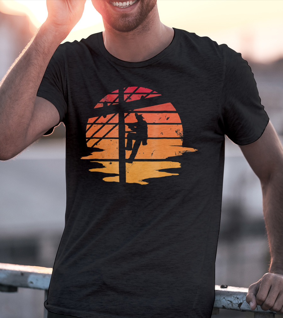 Vintage Distressed Sunset Lineman Electricians T-Shirt