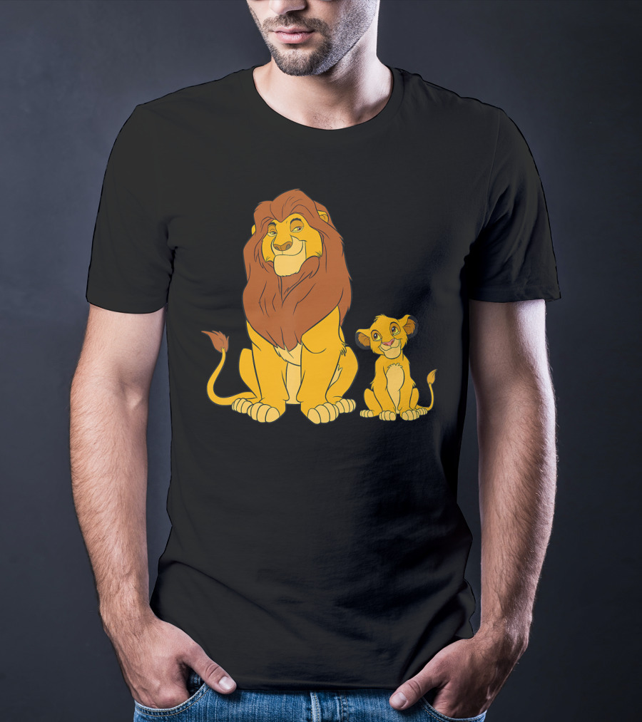 Disney The Lion King Mufasa And Young Simba Sitting Together T-Shirt