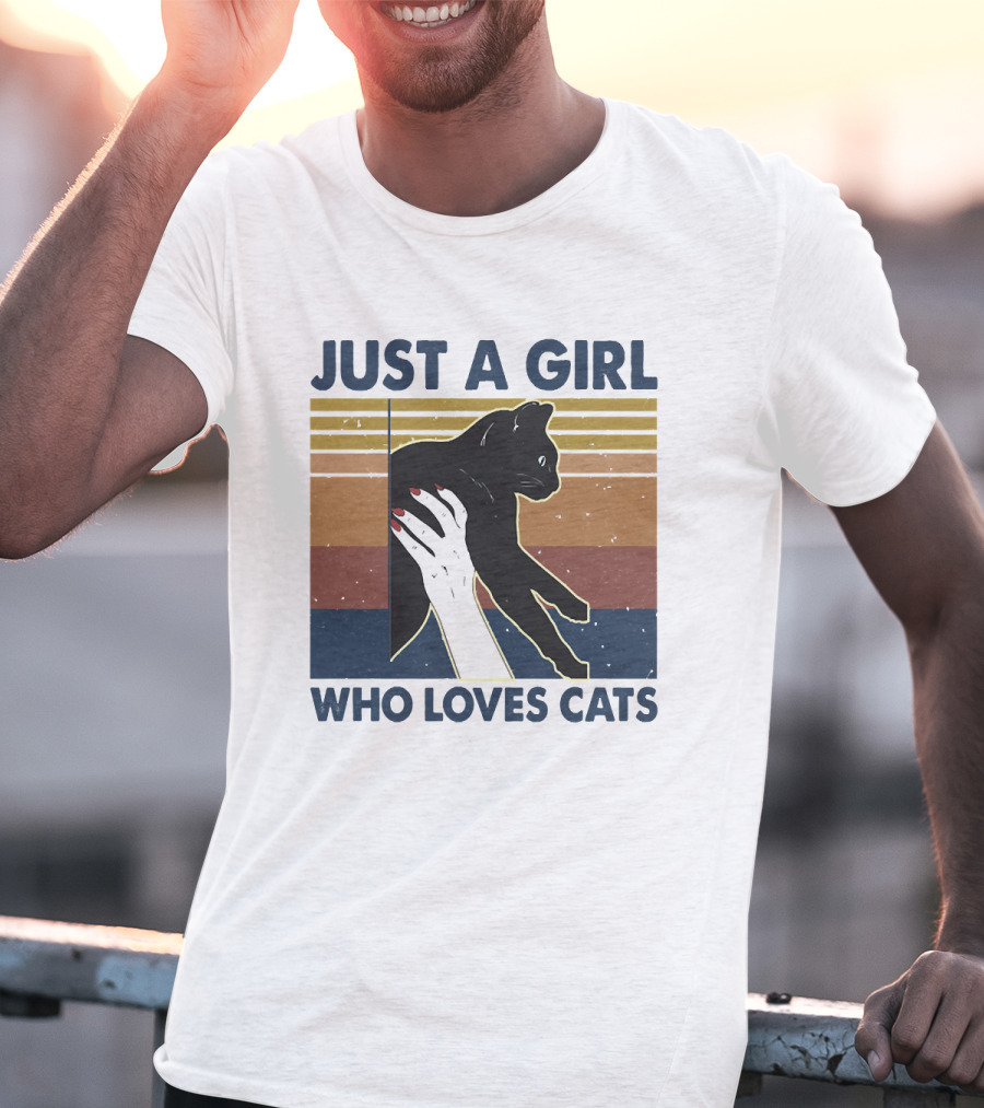 JUST A GIRL WHO LOVES CATS Retro Style Cat T-Shirt