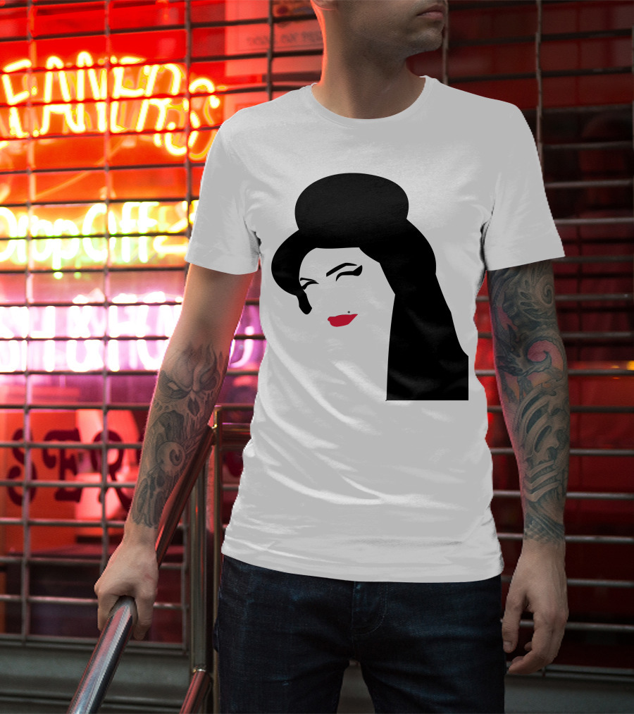 Amy Winehouse Iconic T-Shirt