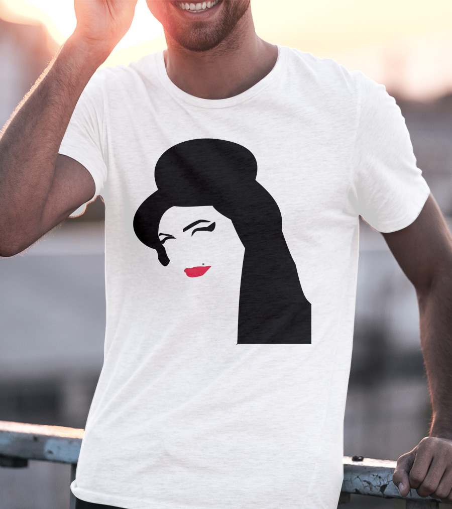 Amy Winehouse Iconic T-Shirt