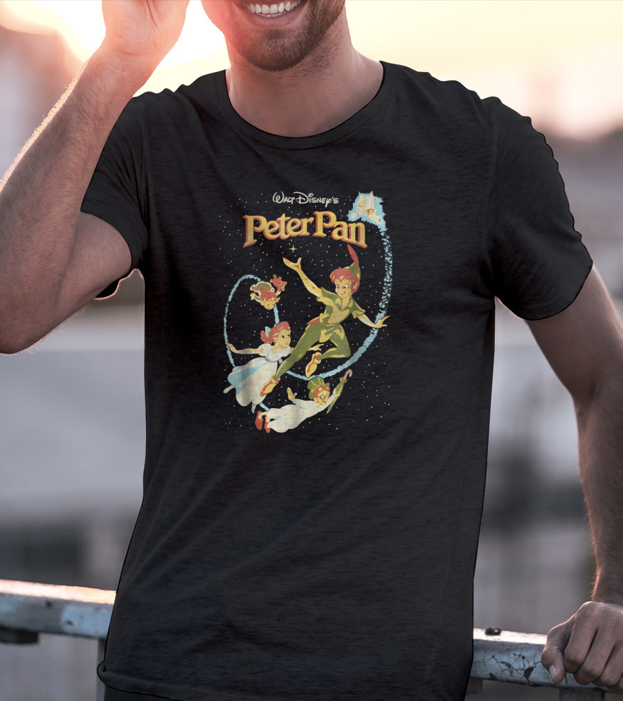 Walt Disney's Peter Pan With Tinker Bell And Darling Family Flight T-Shirt