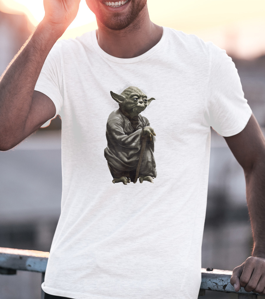 Star Wars Yoda Wise Jedi Master Crouching With Cane T-Shirt