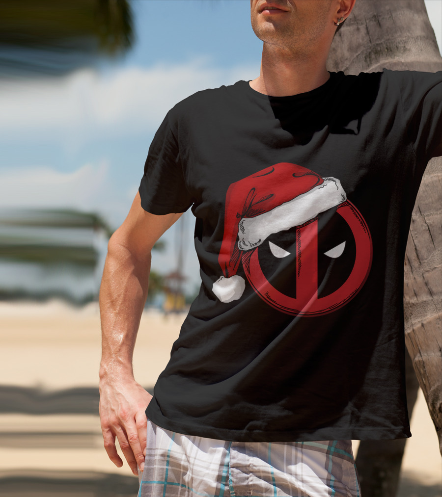 Marvel Deadpool Santa Hat T-Shirt
