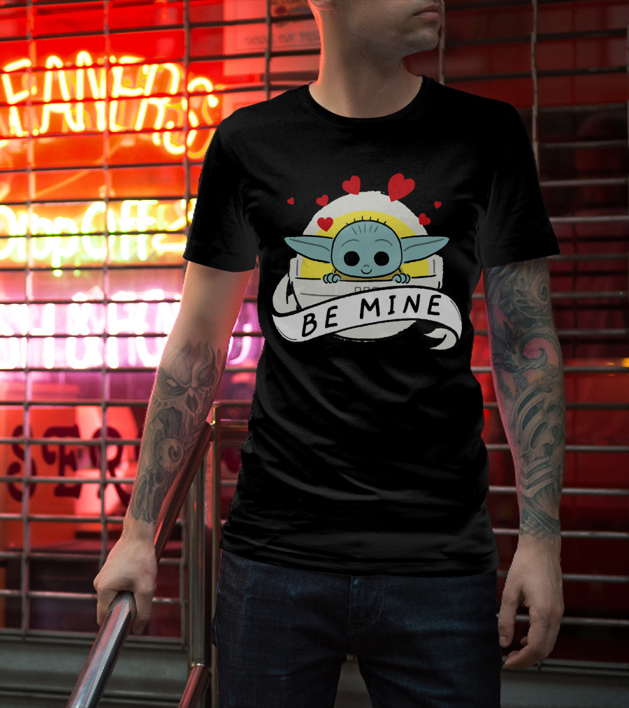 Star Wars The Mandalorian The Child Be Mine Hearts T-Shirt