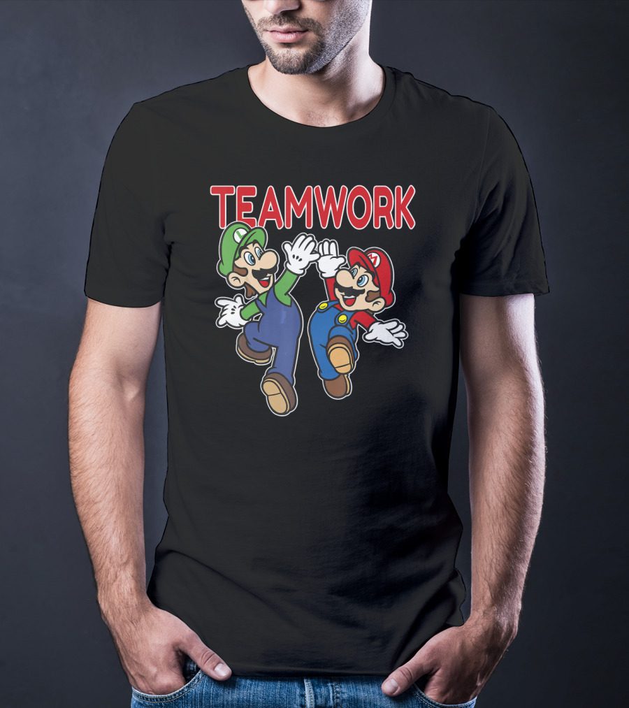 Super Mario Luigi Teamwork High Five T-Shirt
