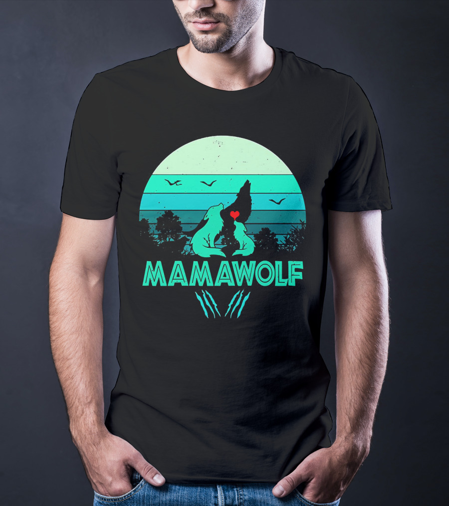 MAMAWOLF Babies Mom Vintage Wolf Heart Moon T-Shirt