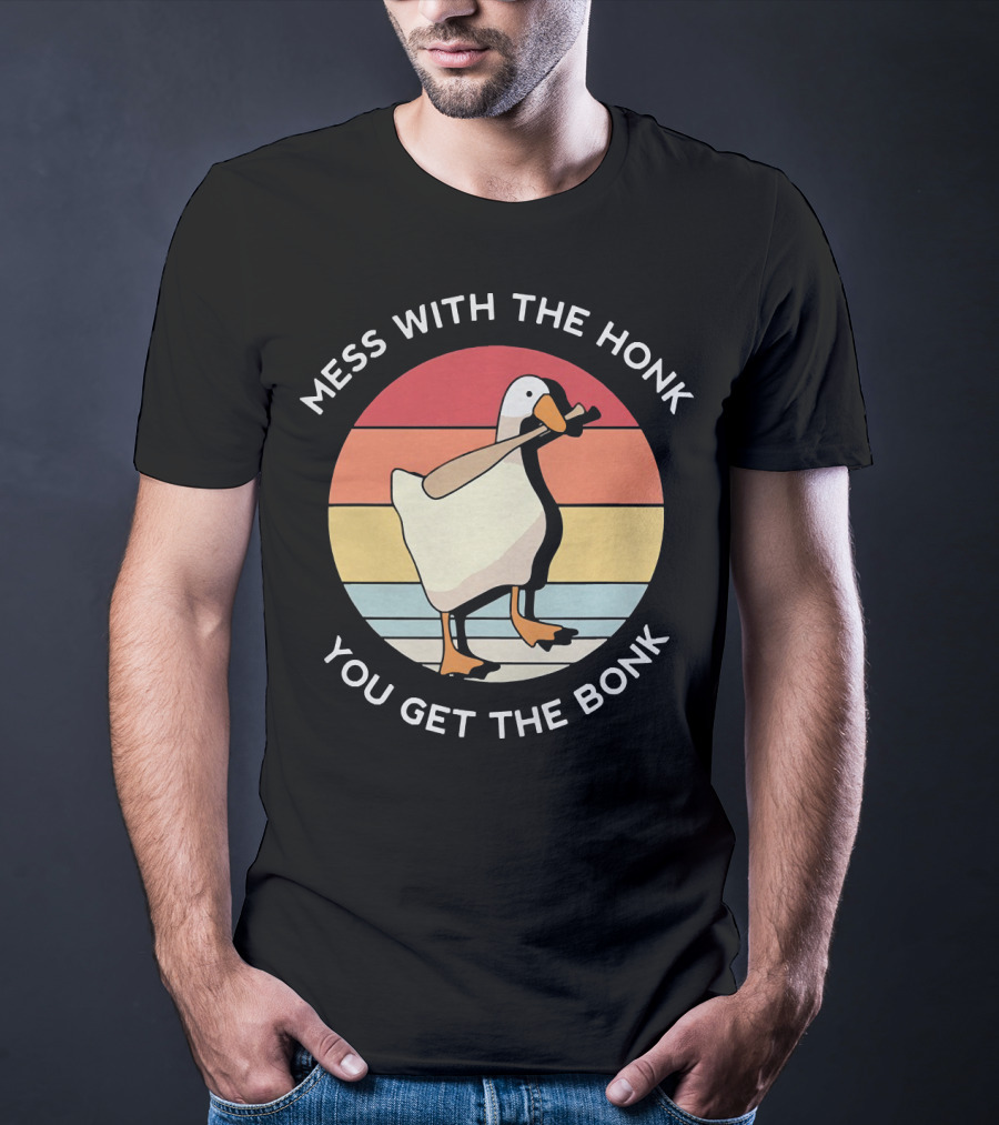 Mess With The Honk You Get The Bonk Goose Retro Vintage Goose With Bat T-Shirt