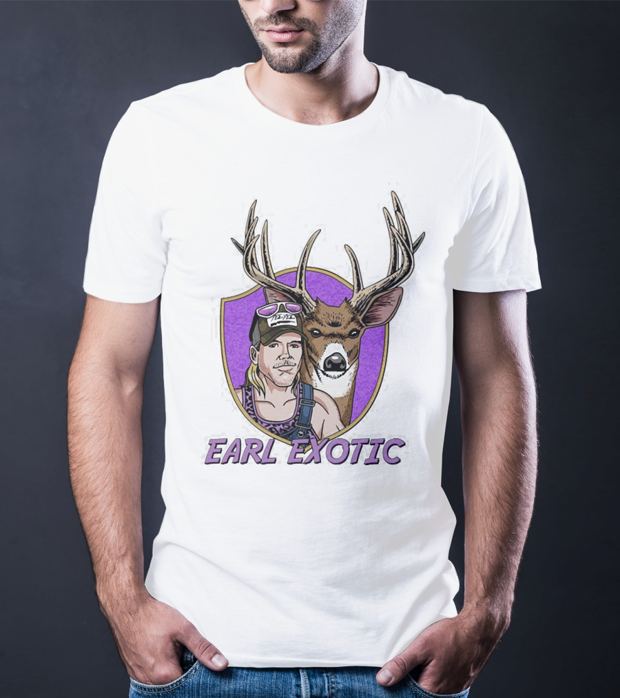 Earl Exotic Deer Hunter With Sunglasses Mule Deer Antlers T-Shirt