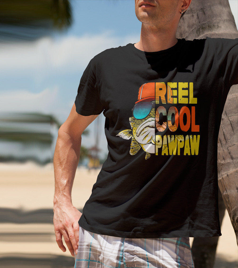 REEL COOL PAWPAW Fathers Day Fishing 143 T-Shirt