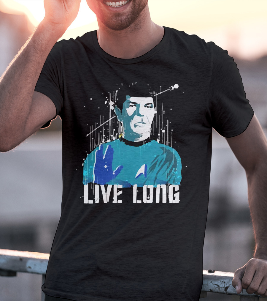 Star Trek Spock Live Long Vulcan Salute Iconic T-Shirt