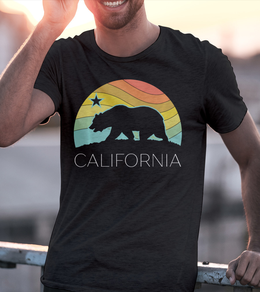 Retro California Bear Vintage Beach Cali Pride Surf 70s 80s Star Rainbow T-Shirt