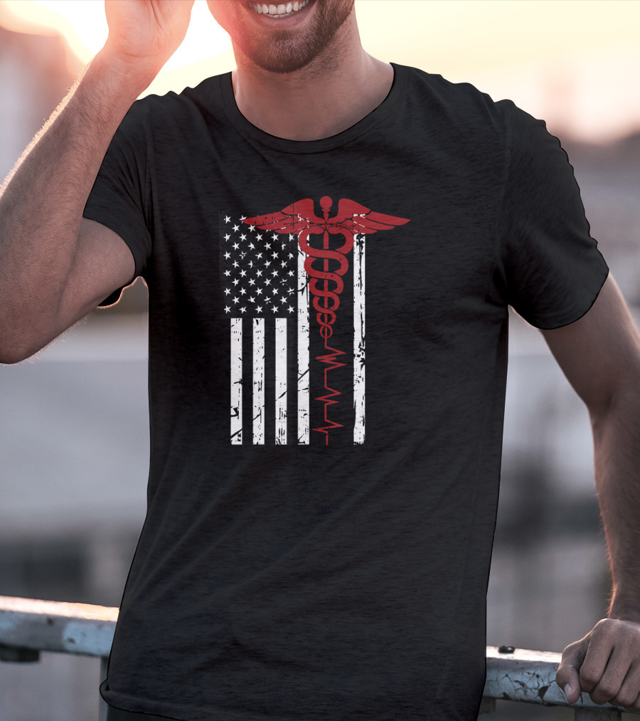 USA Flag Caduceus Medical Symbol Black Patriotic Nurse T-Shirt