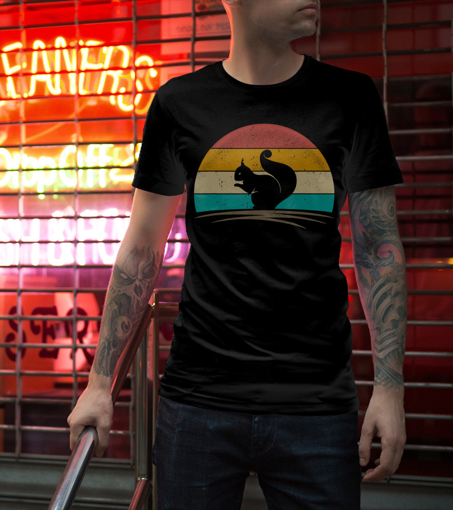 Squirrel Retro Vintage 70s Sunset Stripes T-Shirt