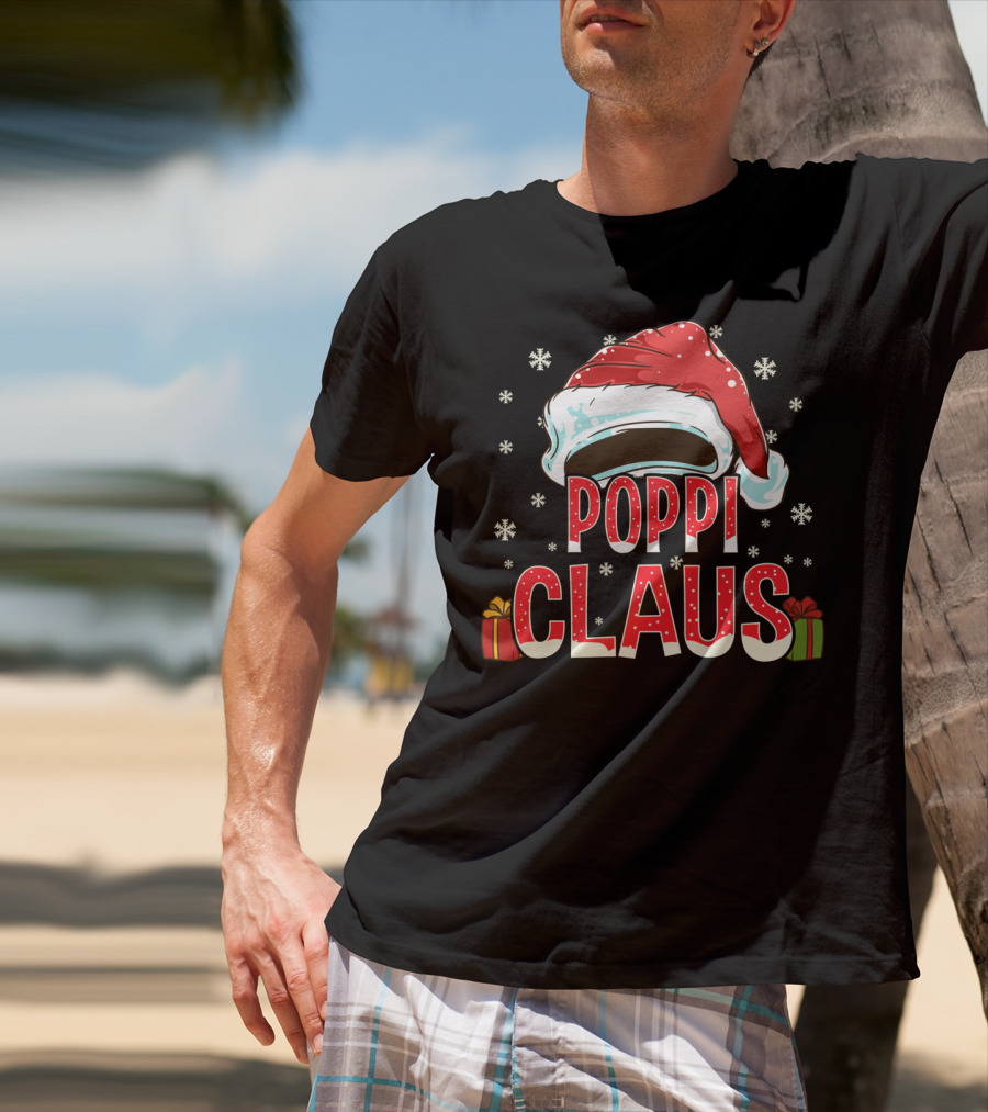 Poppi Claus Santa Hat Snowflakes Christmas Gifts T-Shirt