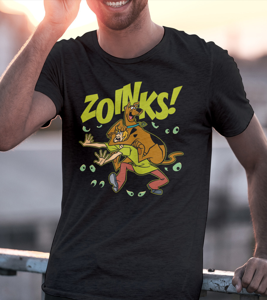 Zoinks Scooby-Doo And Shaggy Scared Eyes T-Shirt
