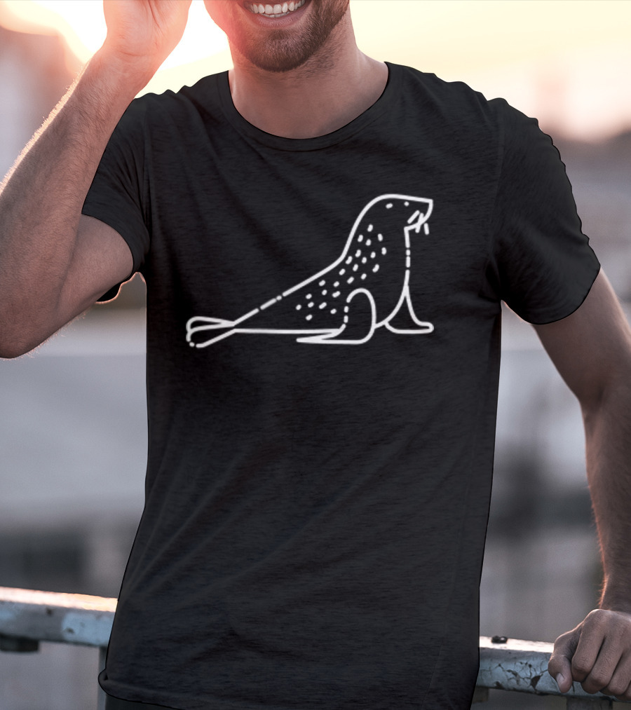 Sea Lion Outline Badge Patch Line Art Animal T-Shirt