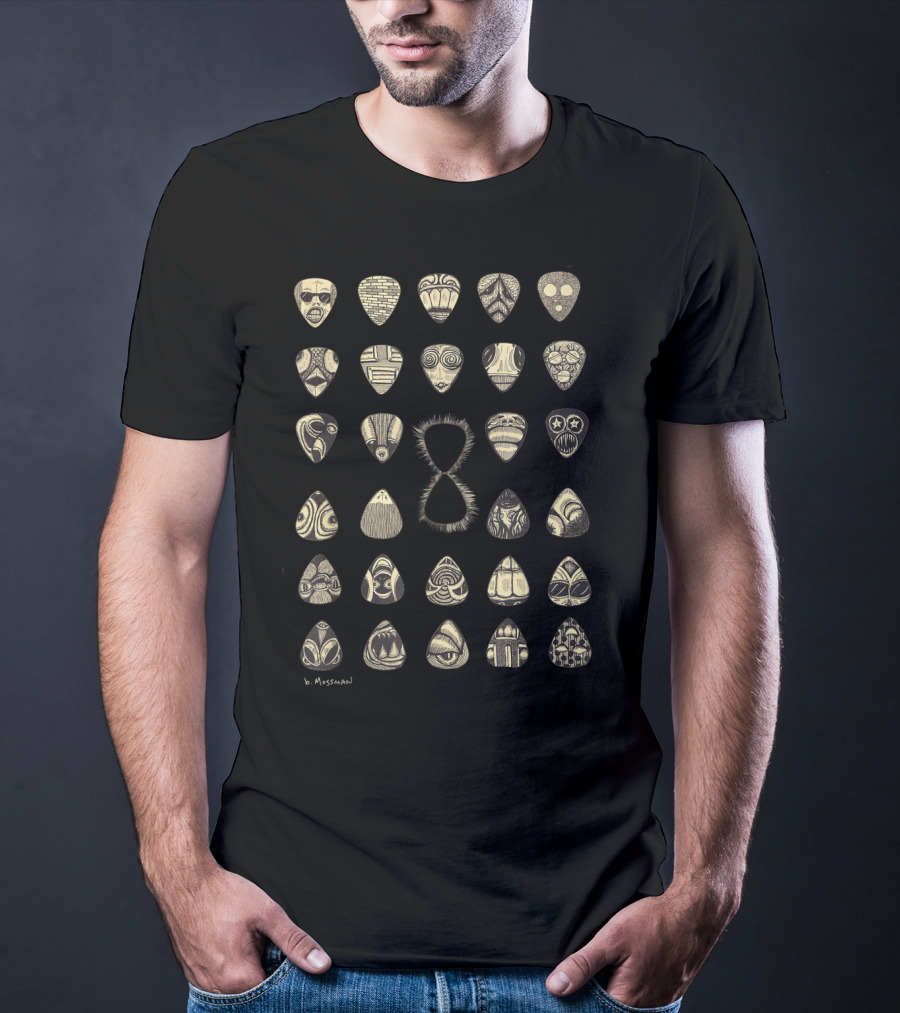 30 Guitar Bass Picks Plectrums Tribal Masks T-Shirt