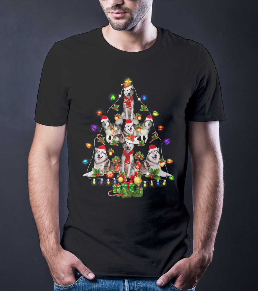 Alaskan Malamute Christmas Tree With Funny Dogs And Festive Lights T-Shirt