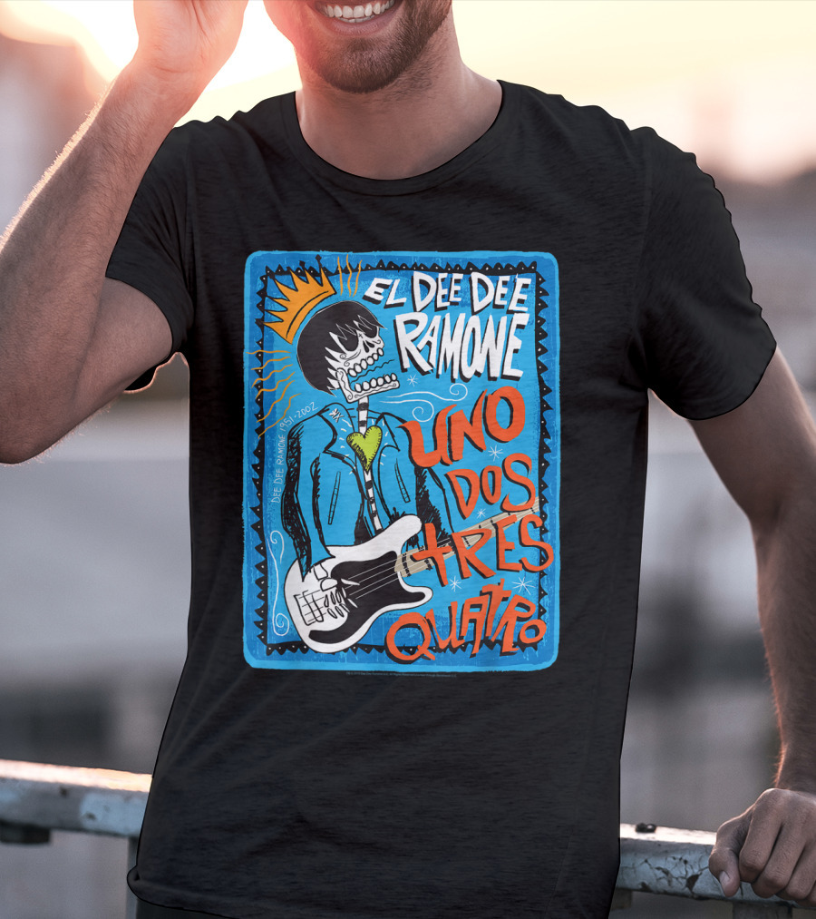 El Dee Dee Ramone Uno Dos Tres Quatro Skull Art With Crown And Heart Guitar T-Shirt