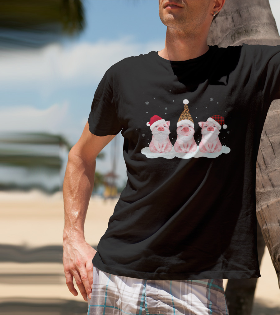 Pig Trio In Santa Hats Just Hangin' With My Santas T-Shirt