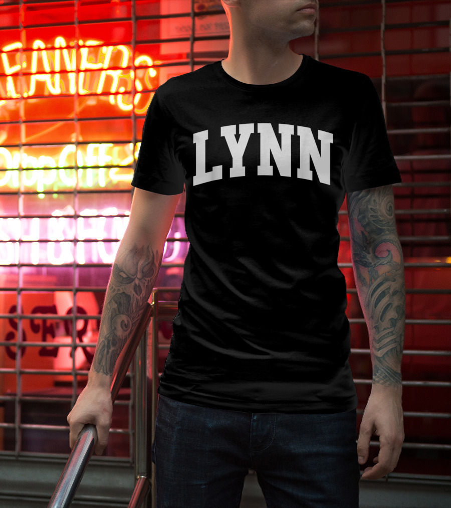 Lynn Vintage Sports Team Arch Retro T-Shirt