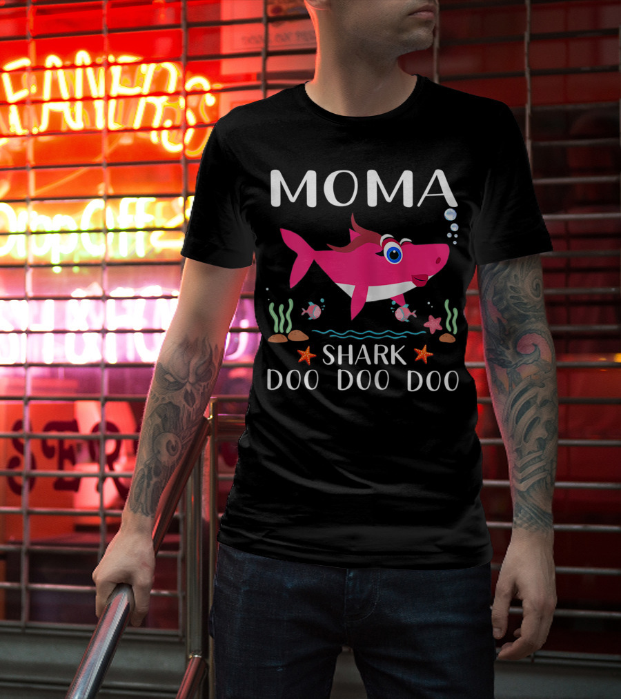 Moma Shark Doo Doo Doo Pink Grandma Ocean Scene T-Shirt