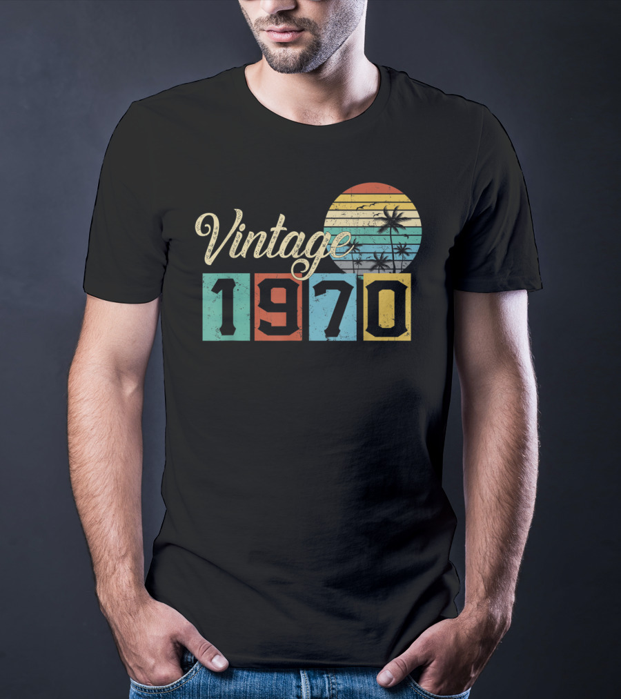 Vintage 1970 Sunset Birthday Classic 19 T-Shirt