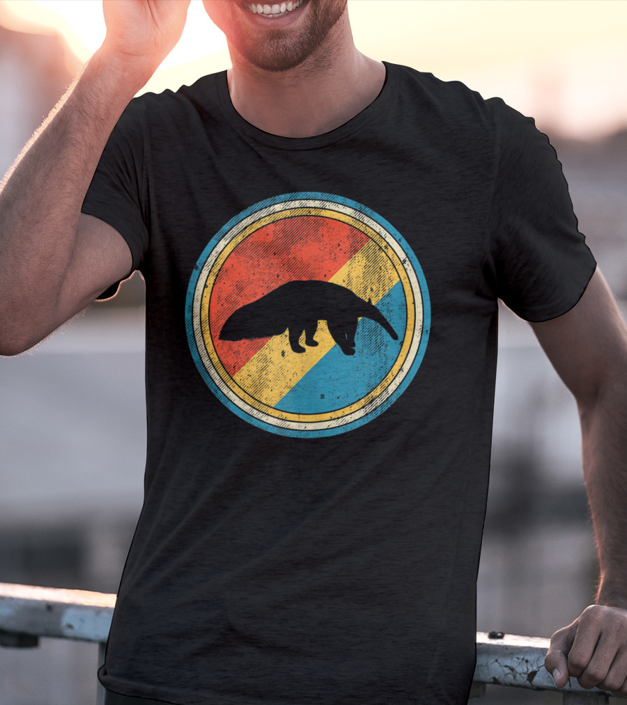 Vintage Retro Circle Giant Anteater Silhouette On Colorful Background T-Shirt