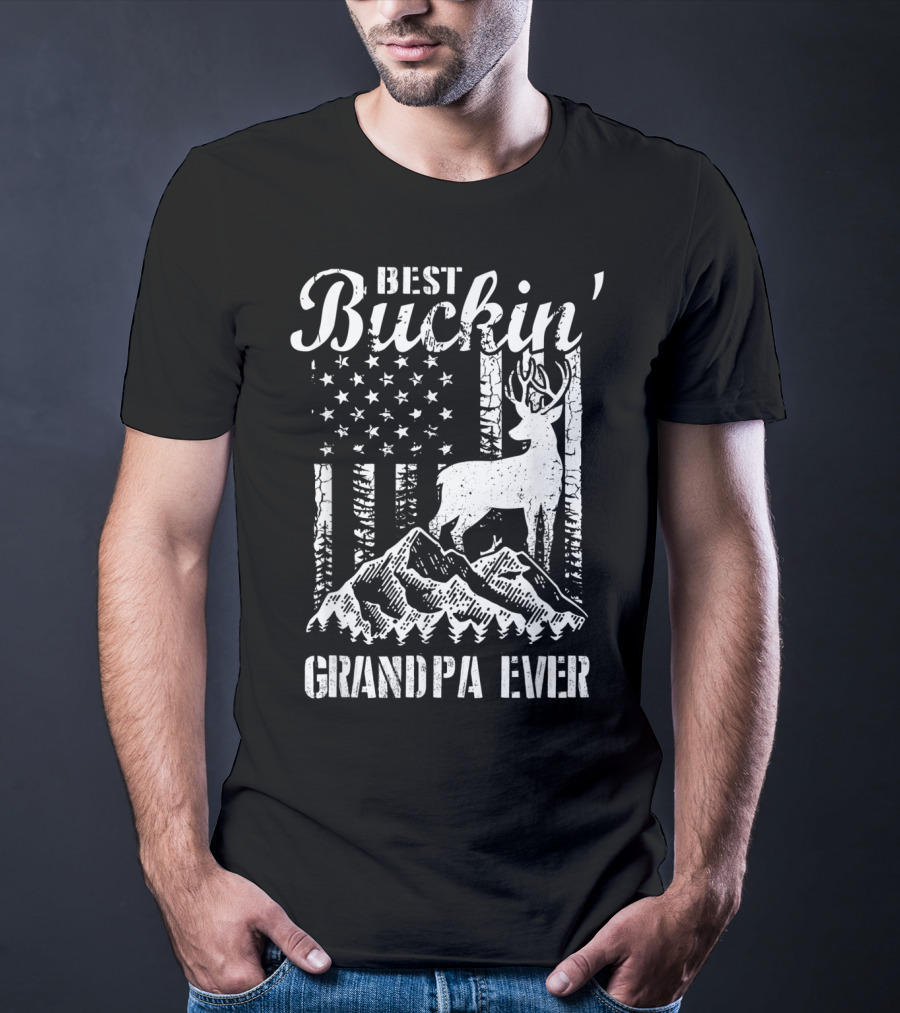 Best Buckin' Grandpa Ever Deer Hunting Father Mountains American Flag T-Shirt