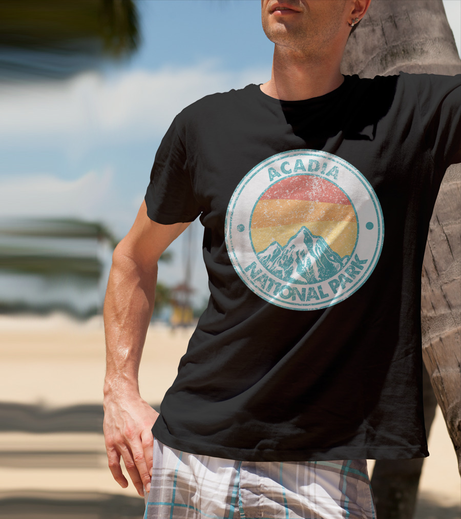 Acadia National Park Vintage Mountain Sunset Circle Badge T-Shirt