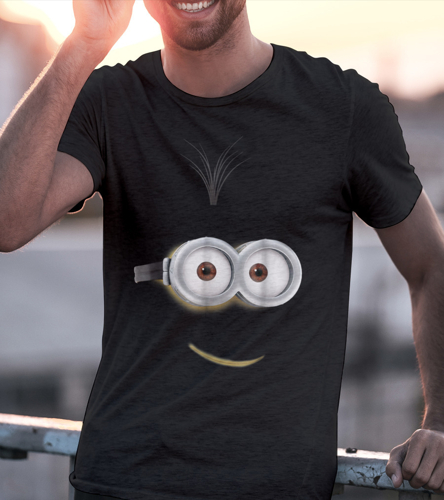 Despicable Me Minions Kevin Face Smile Eyes Goggles Hair T-Shirt