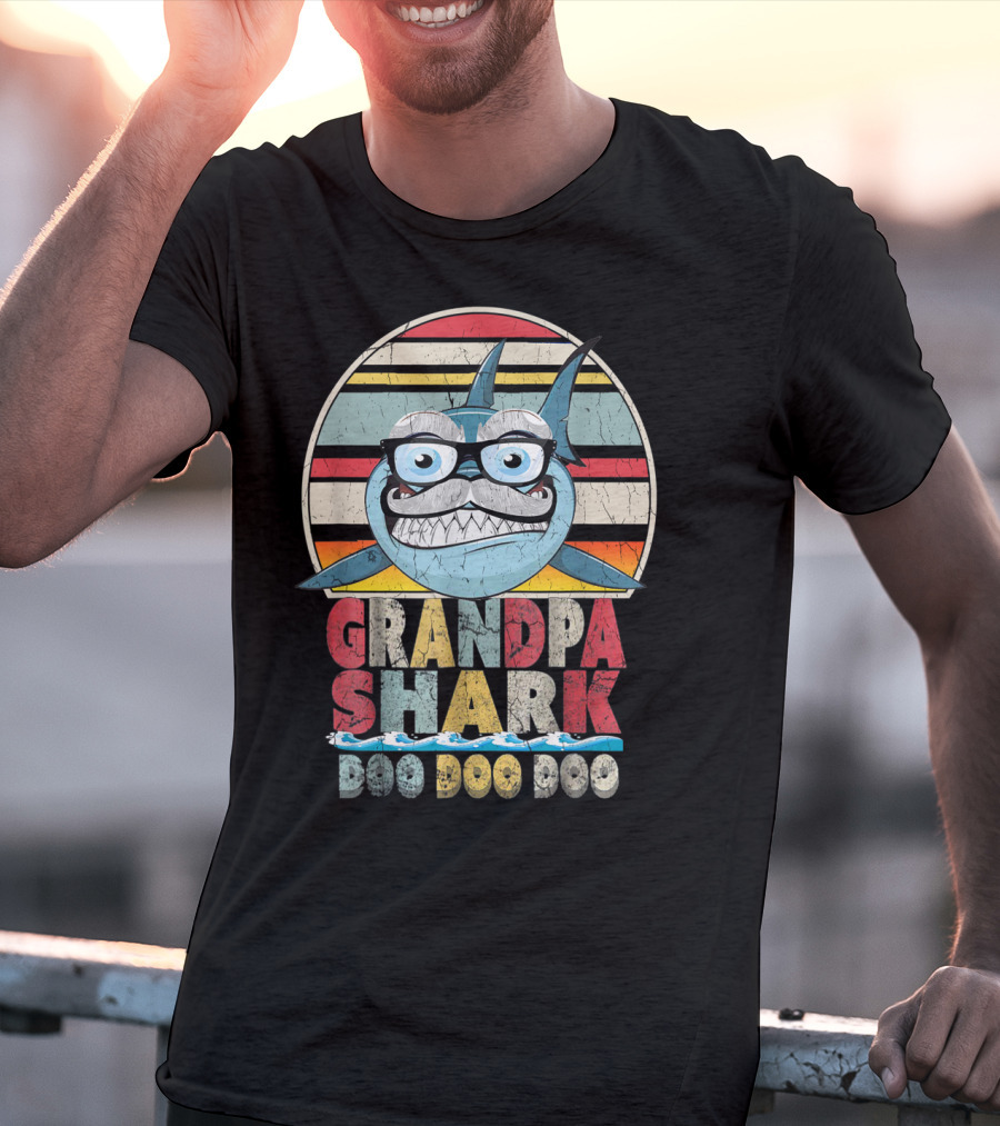 Grandpa Shark Doo Doo Doo Cute Vintage Fun T-Shirt