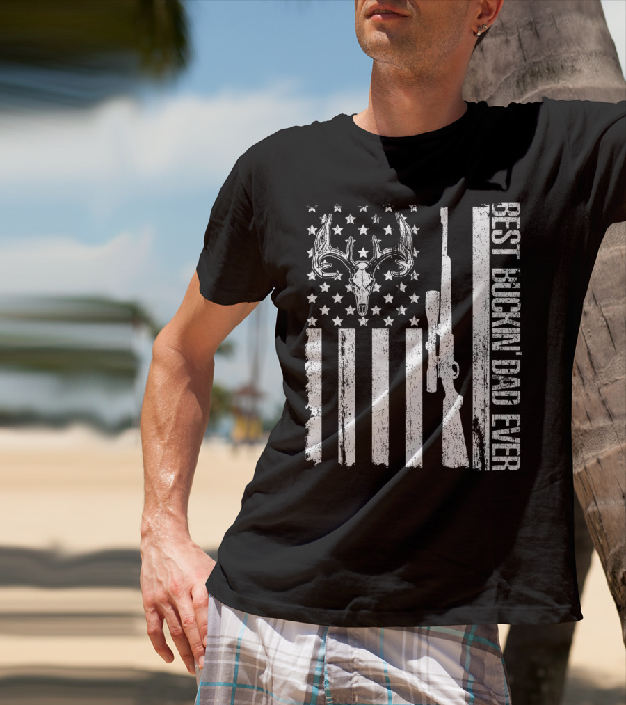Deer Hunting US Flag Best Buckin Dad Ever Vintage Rifle Buck Antlers T-Shirt