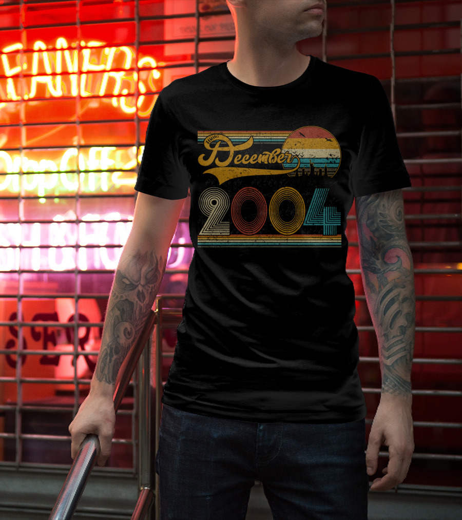 Vintage December 2004 Retro Sunset T-Shirt