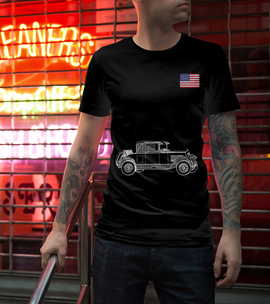 Classic Car USA American Flag Racing Patriotic Vintage Automobile T-Shirt