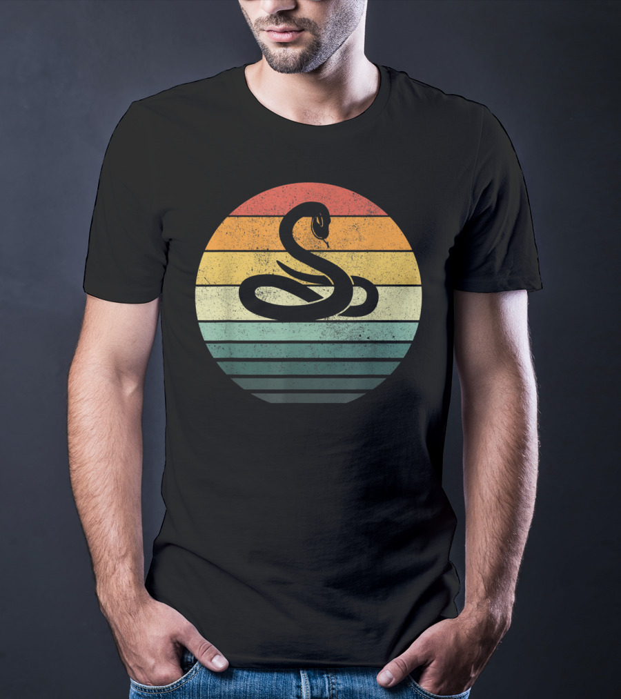 Vintage 70s Snake Sunset Nature Retro Stripes T-Shirt