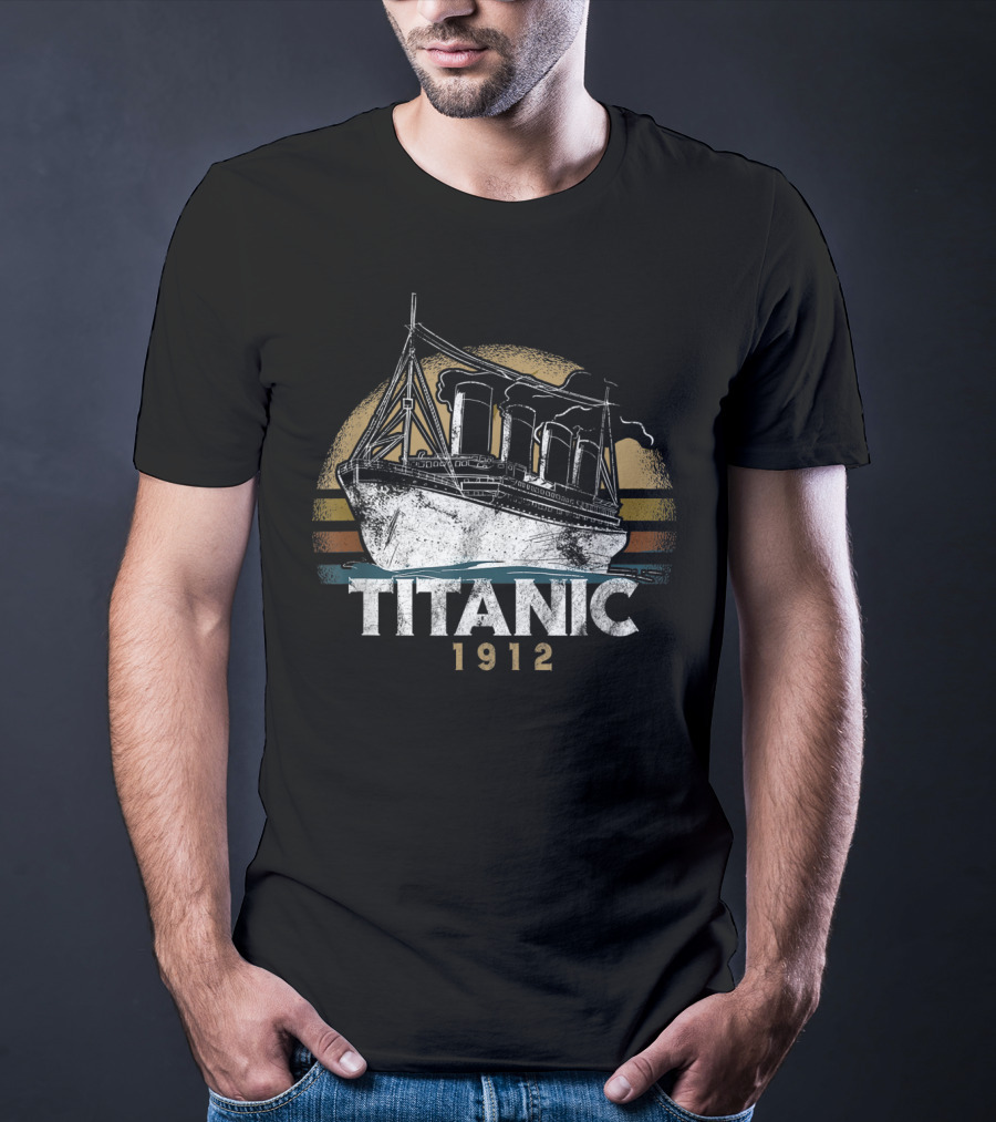 Titanic 1912 Vintage Ocean Liner Retro T-Shirt