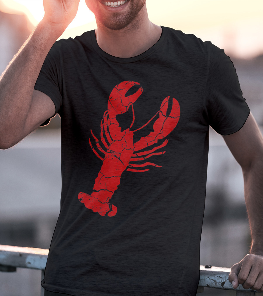 Vintage Lobster Print Red Cracked T-Shirt