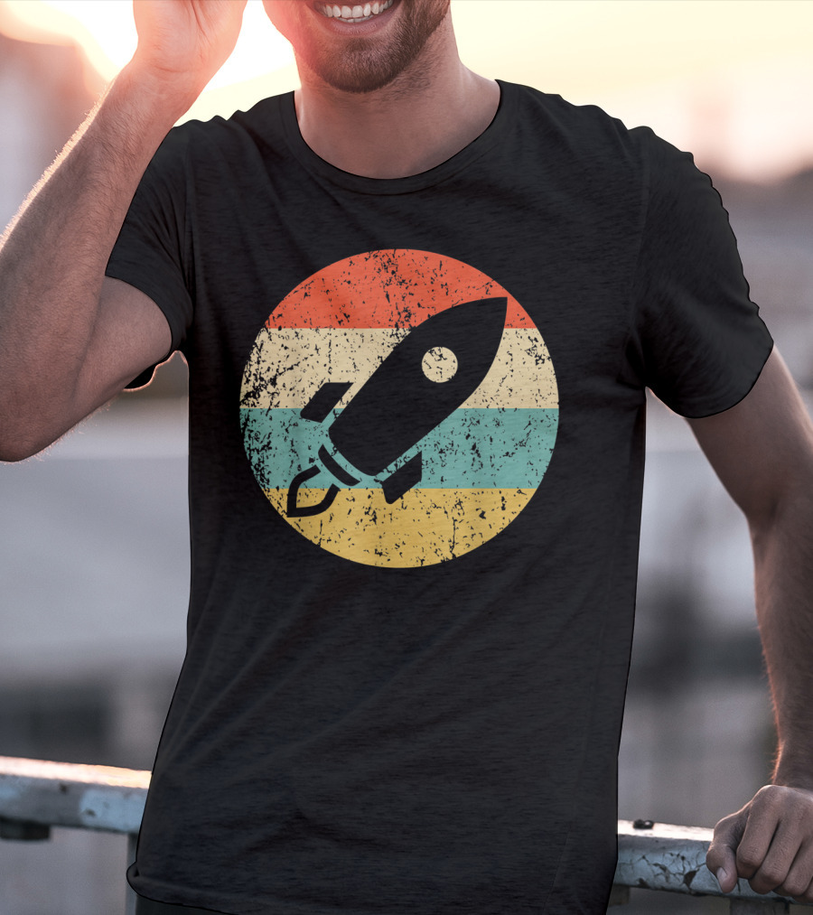 Astronau Vintage Space Ship Retro Rocket Stripes T-Shirt