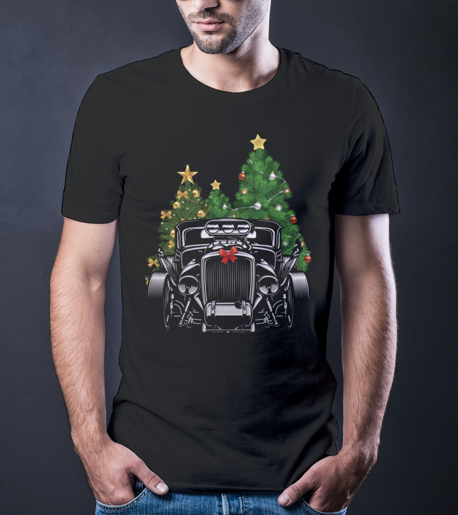 Hot Rod Christmas Classic American Car With Festive Trees T-Shirt