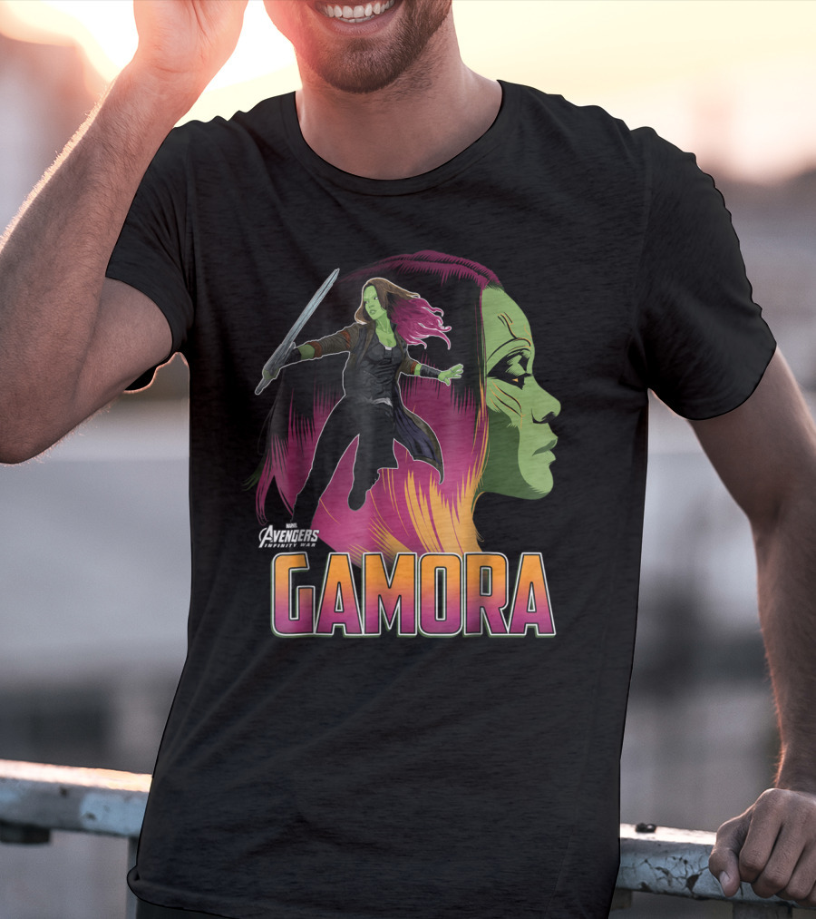 Avengers Infinity War Gamora Profile And Action Pose T-Shirt