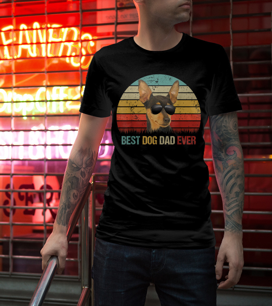 Best Dog Dad Ever Chihuahua Retro Style Sunglasses Vintage Stripes T-Shirt