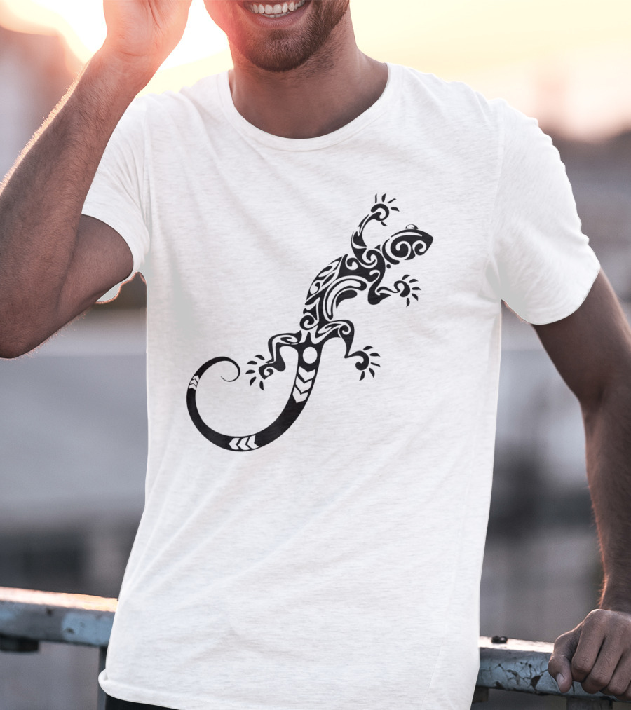 Tribal Lizard Pattern Black T-Shirt