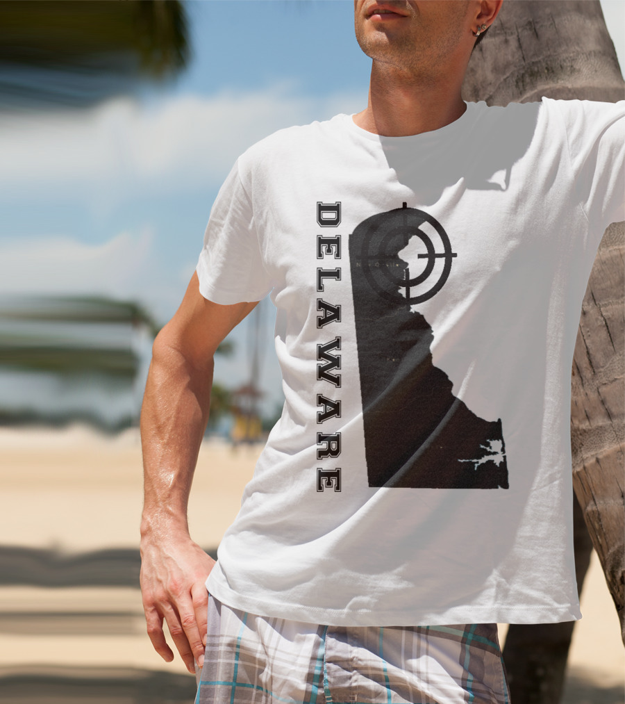 Delaware Maps Vintage Classic Style With Compass Target T-Shirt