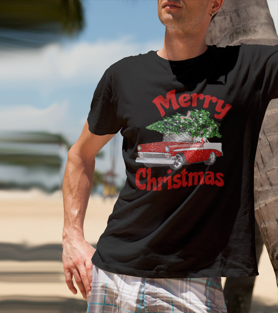 Merry Christmas Vintage Classic Car With Christmas Tree T-Shirt