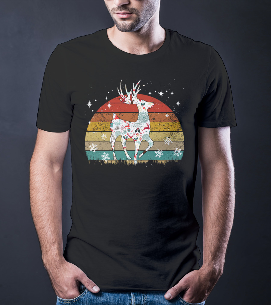 Vintage Retro Reindeer Snowflakes Christmas T-Shirt