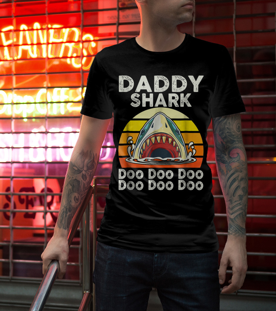 Daddy Shark Doo Doo Doo Doo Doo Doo Funny Sunset Shark Face T-Shirt