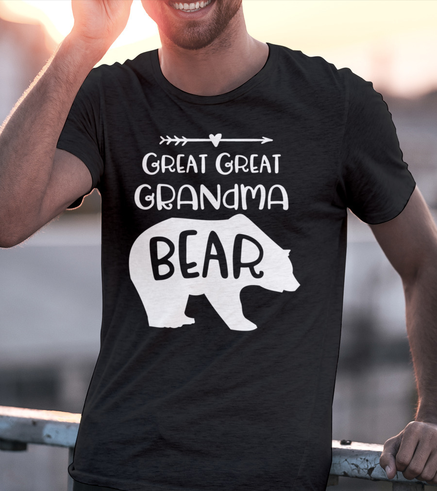 Great Great Grandma Bear Arrow Heart T-Shirt